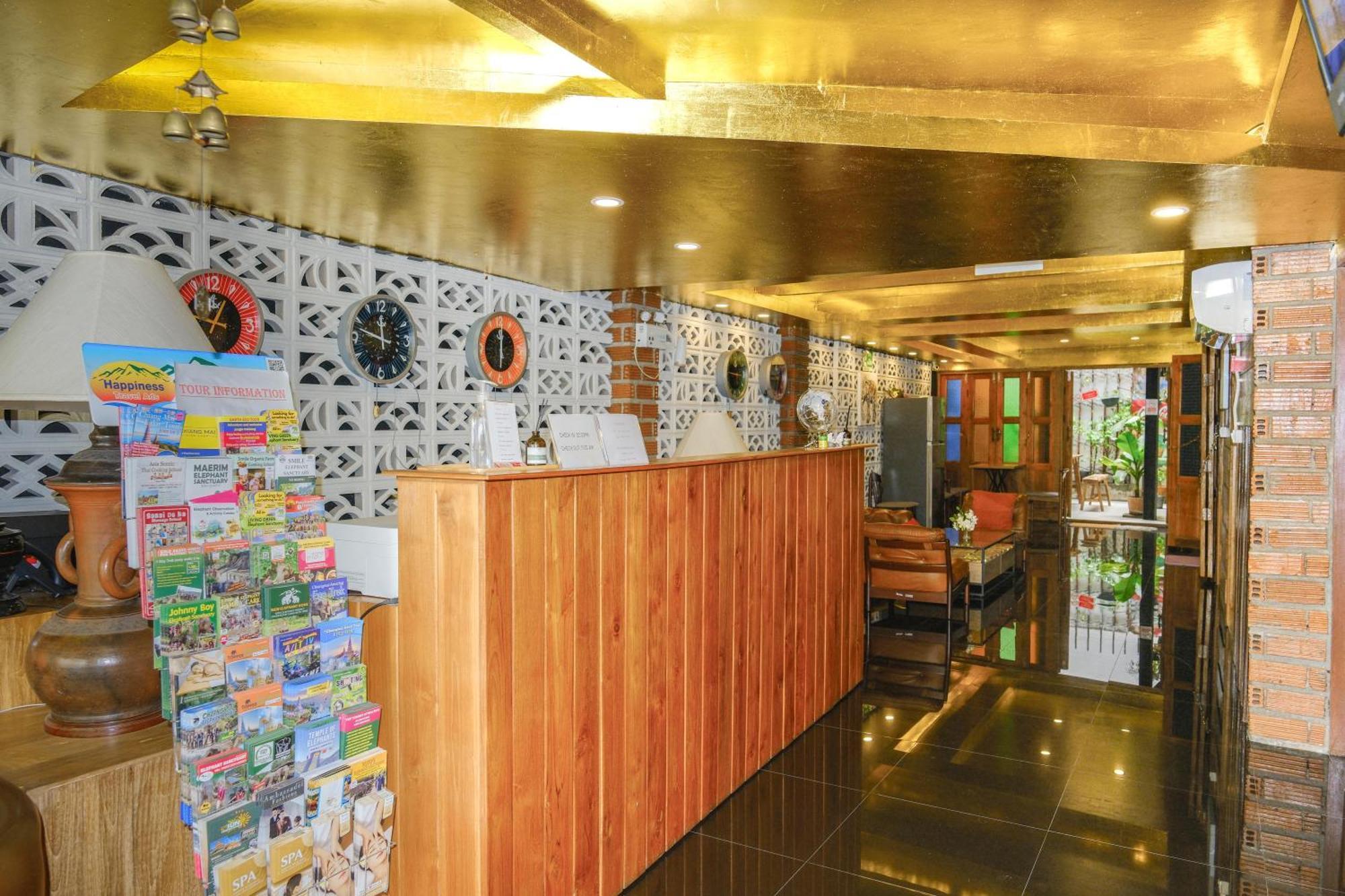 Goya Hotel Чиангмай Екстериор снимка
