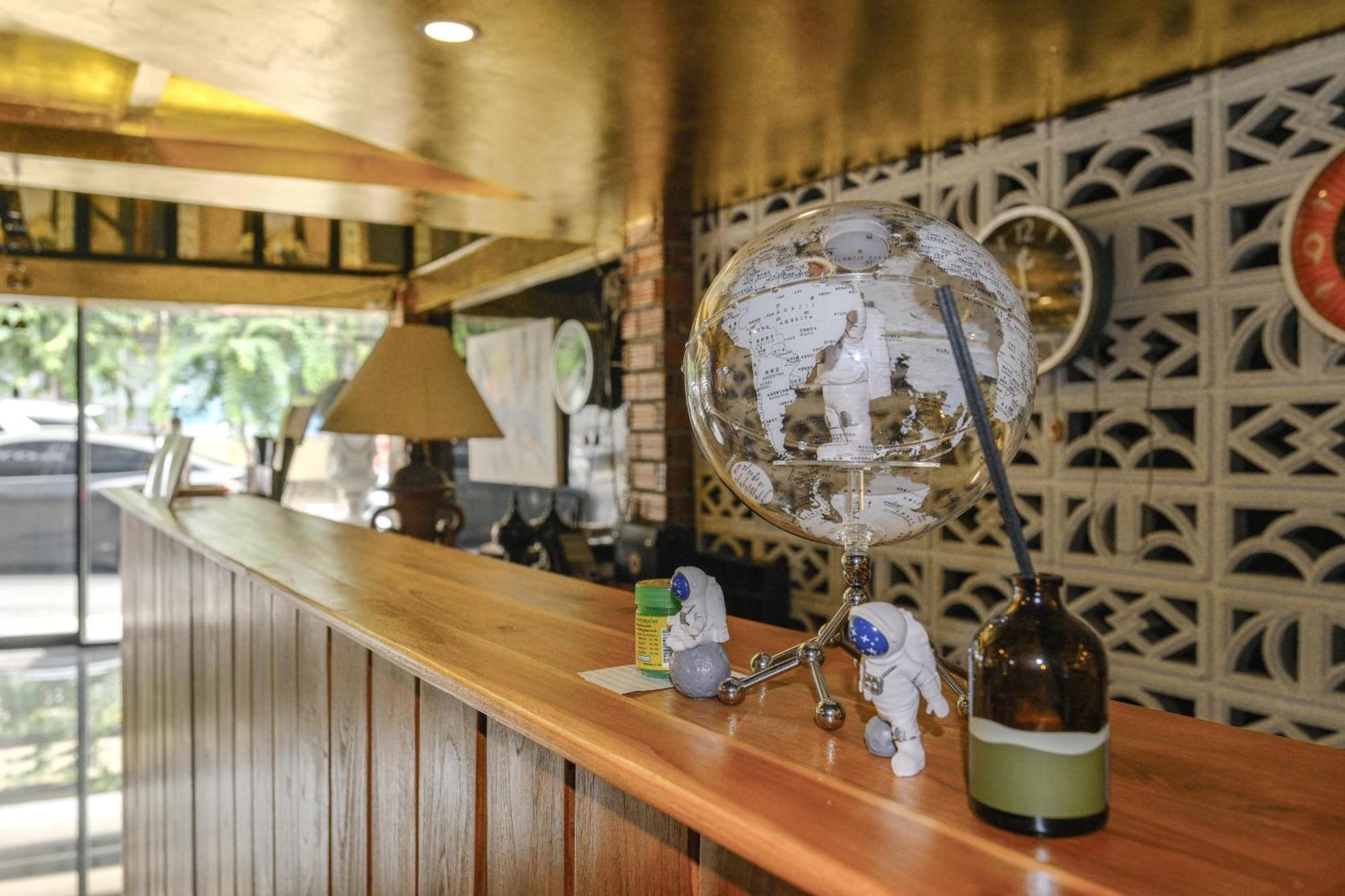 Goya Hotel Чиангмай Екстериор снимка