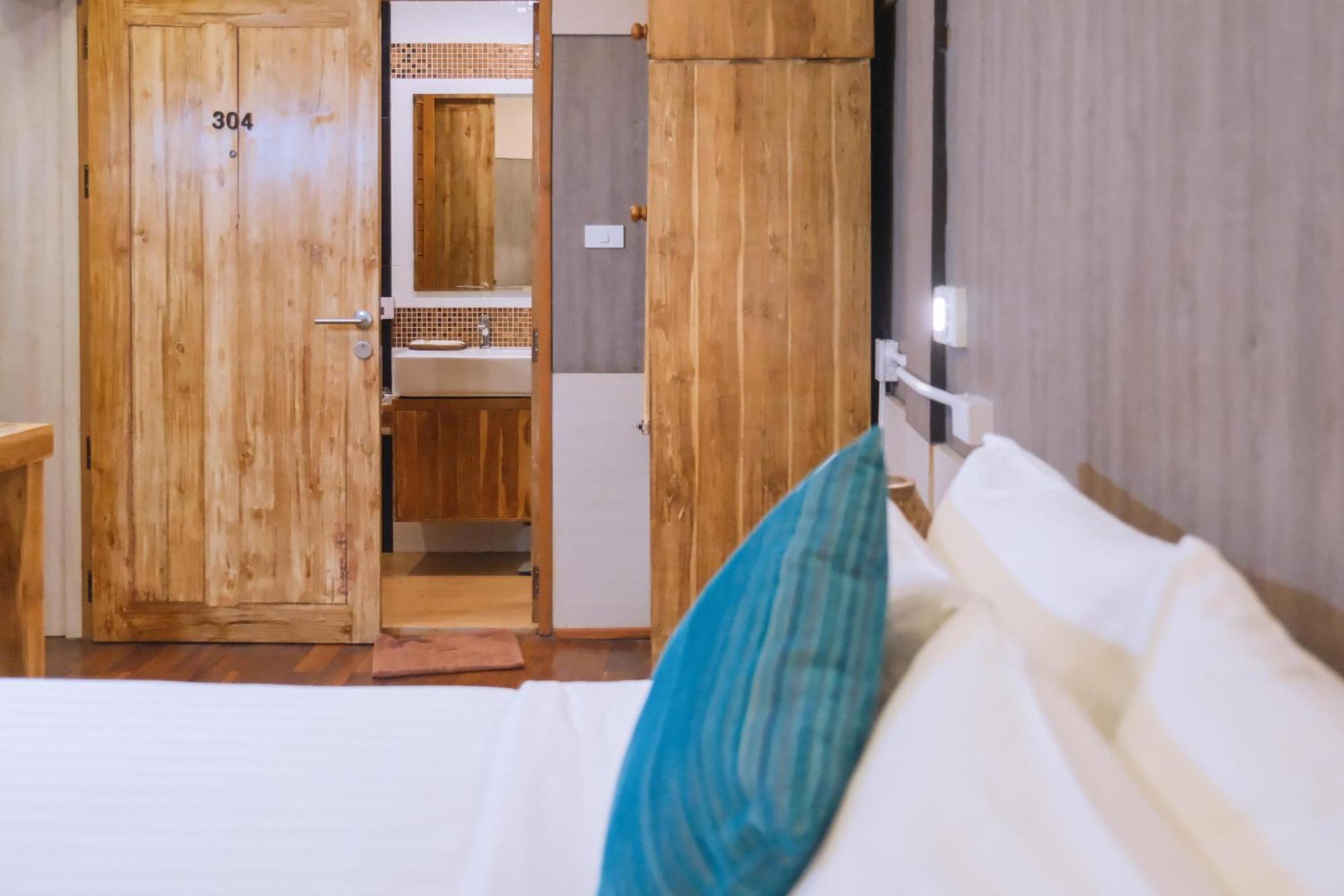 Goya Hotel Чиангмай Екстериор снимка